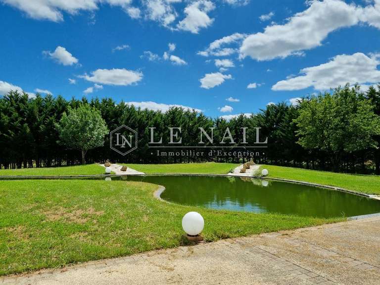 Propriété Migennes - 3 chambres - 450m²