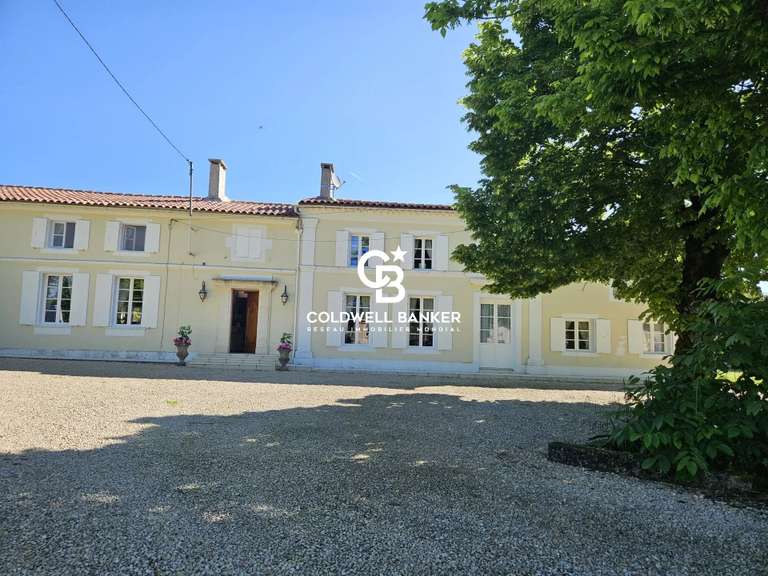 Maison Migron - 6 chambres - 405m²