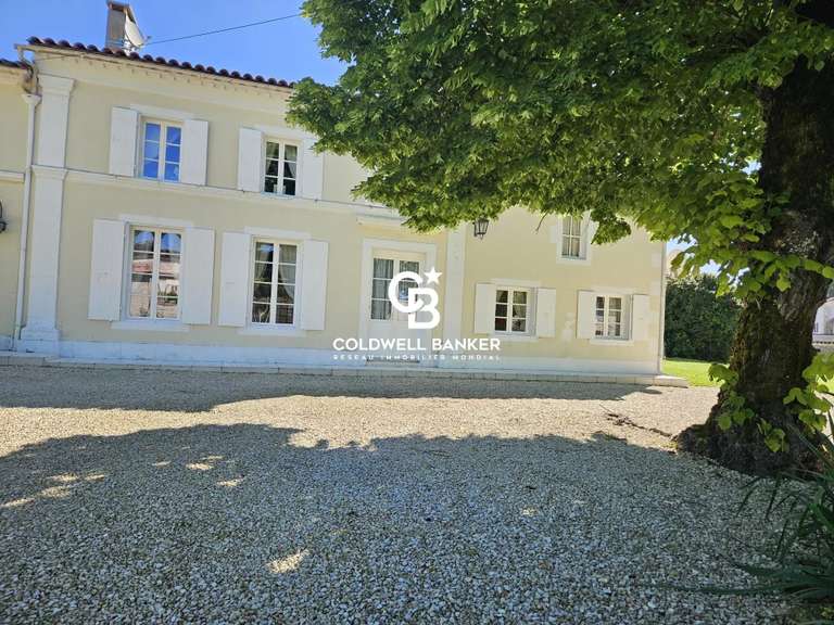 Maison Migron - 6 chambres - 405m²