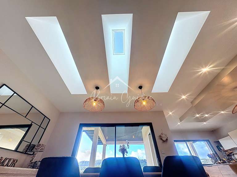 House Millau - 6 bedrooms - 251m²