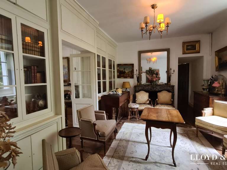 Maison Milly-la-Forêt - 5 chambres - 395m²