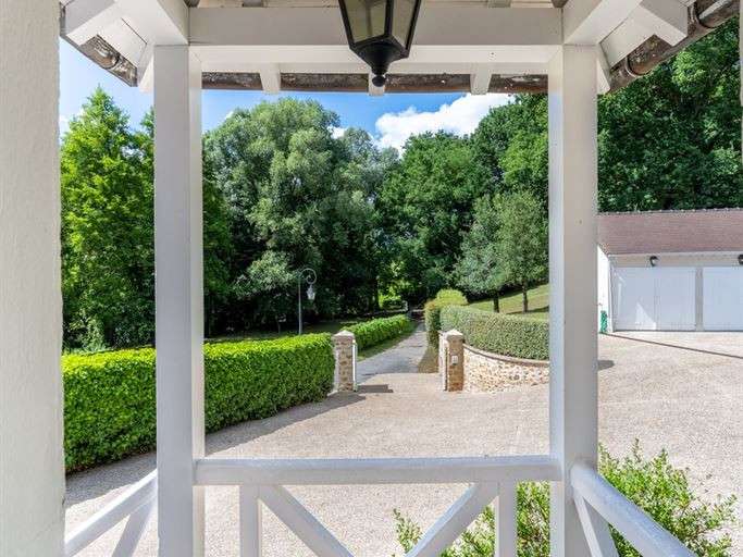 House Milon-la-Chapelle