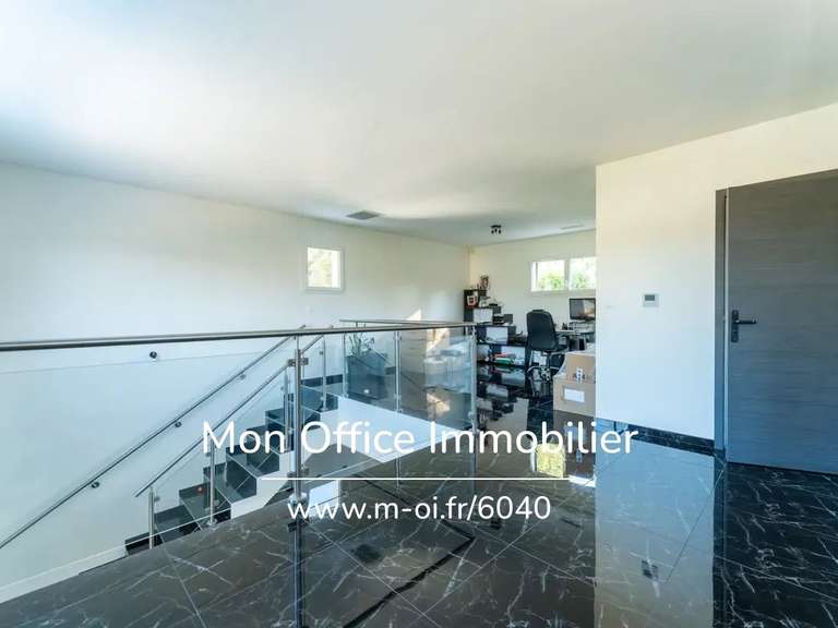 Maison Mimet - 5 chambres - 166m²