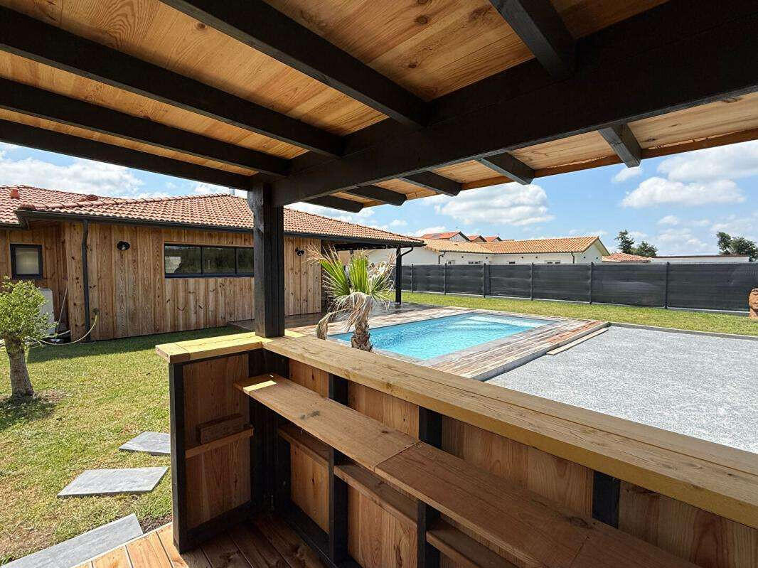 Maison Mios