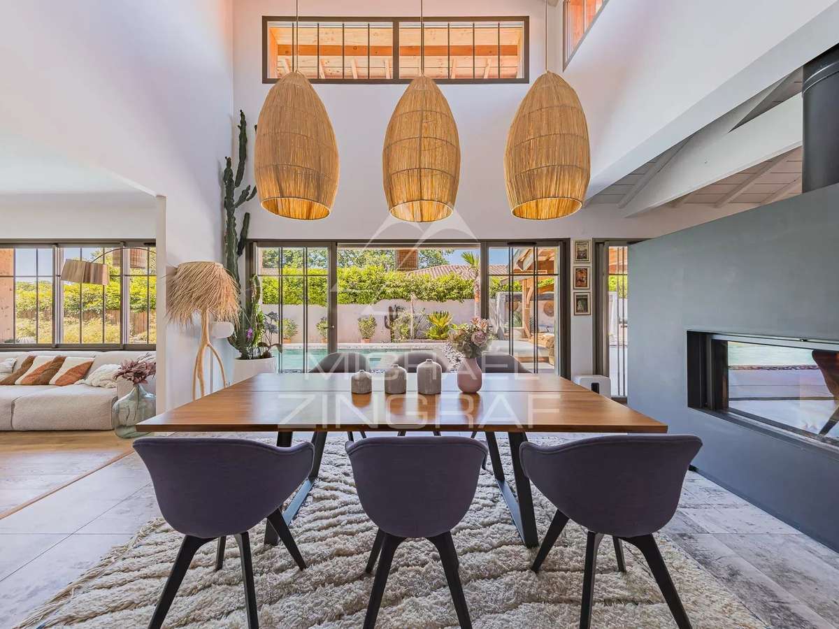 Maison Mios