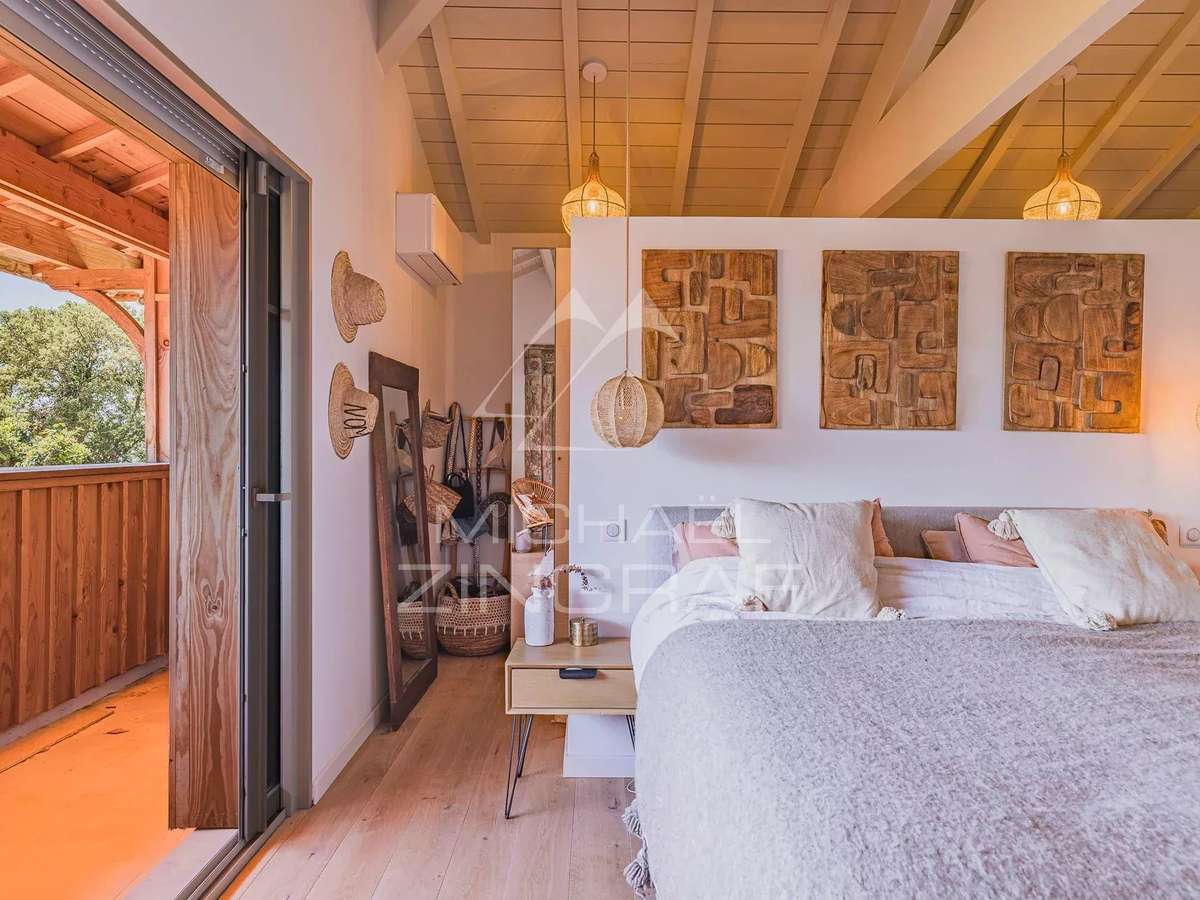Maison Mios