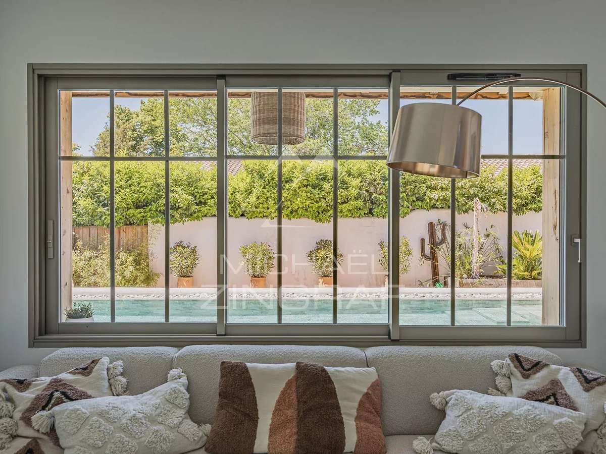 Maison Mios
