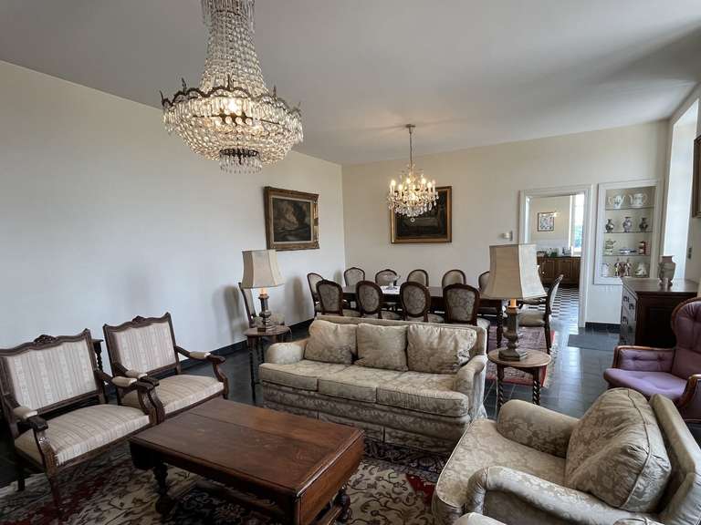 Maison Mirambeau - 4 chambres - 250m²