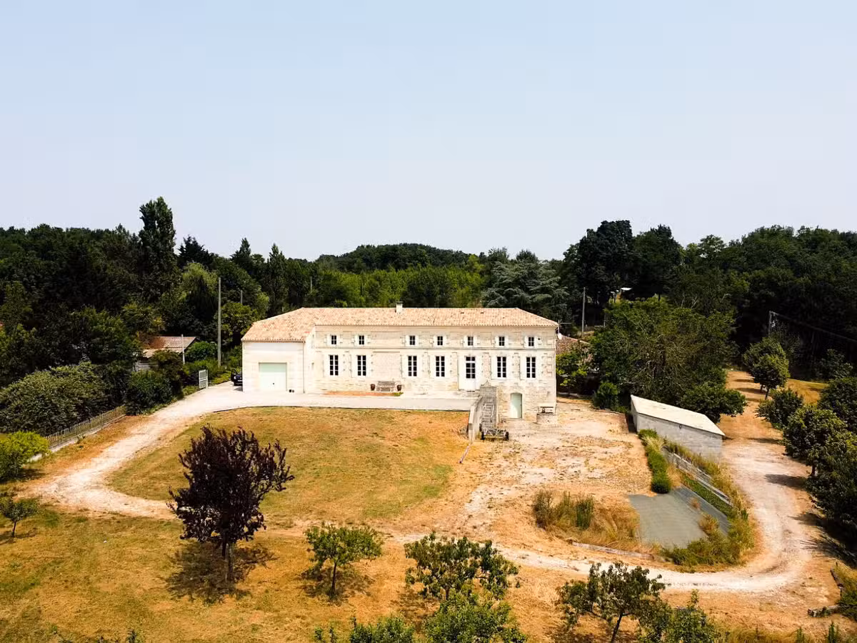 House Mirambeau