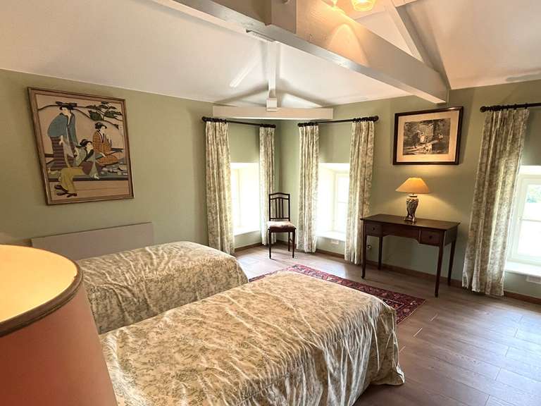 House Mirambeau - 4 bedrooms - 250m²