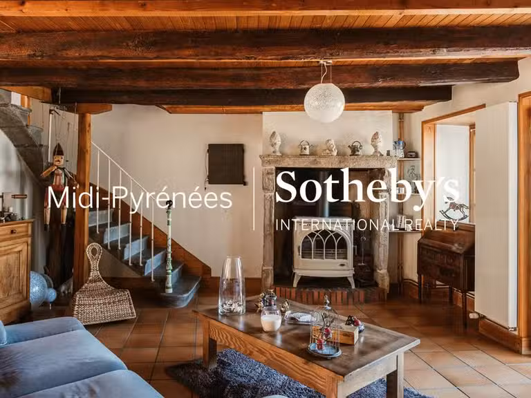 Maison Mirefleurs - 4 chambres - 395m²