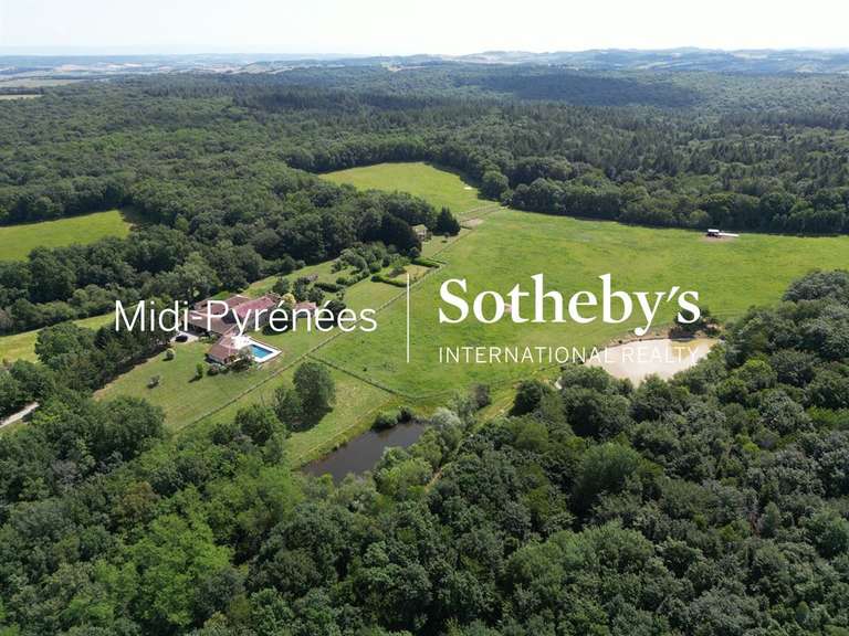 House Mirepoix - 12 bedrooms - 625m²