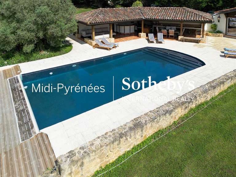 House Mirepoix - 12 bedrooms - 625m²