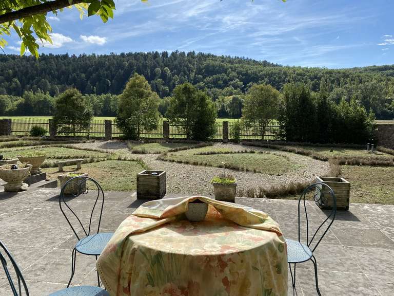 House Mirepoix - 8 bedrooms - 686m²