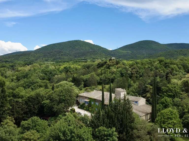 Maison Mirmande - 20 chambres - 1400m²