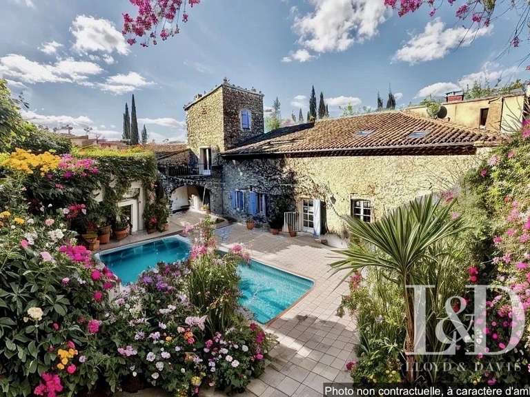 House Mirmande - 20 bedrooms - 1400m²