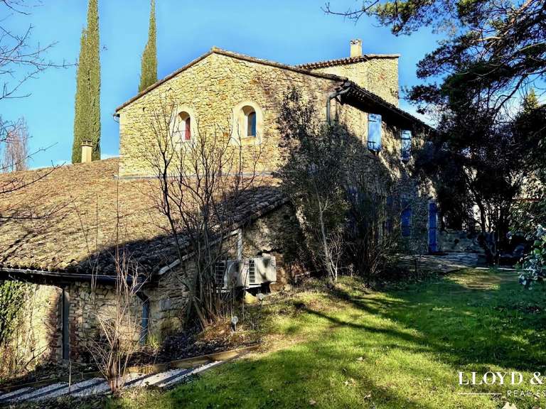 Maison Mirmande - 20 chambres - 1400m²
