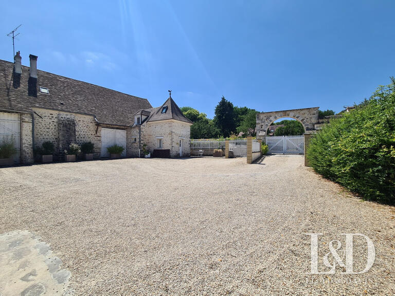 House Moigny-sur-École - 8 bedrooms - 258m²