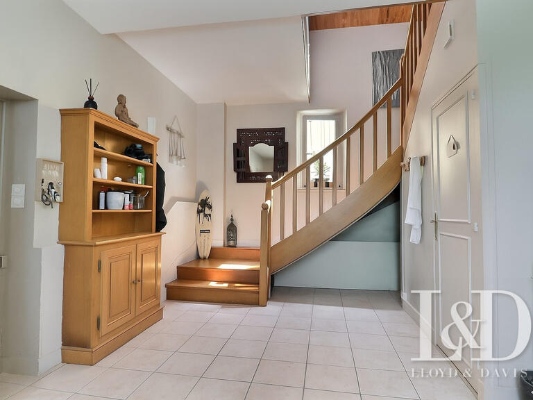 House Moigny-sur-École - 8 bedrooms - 258m²