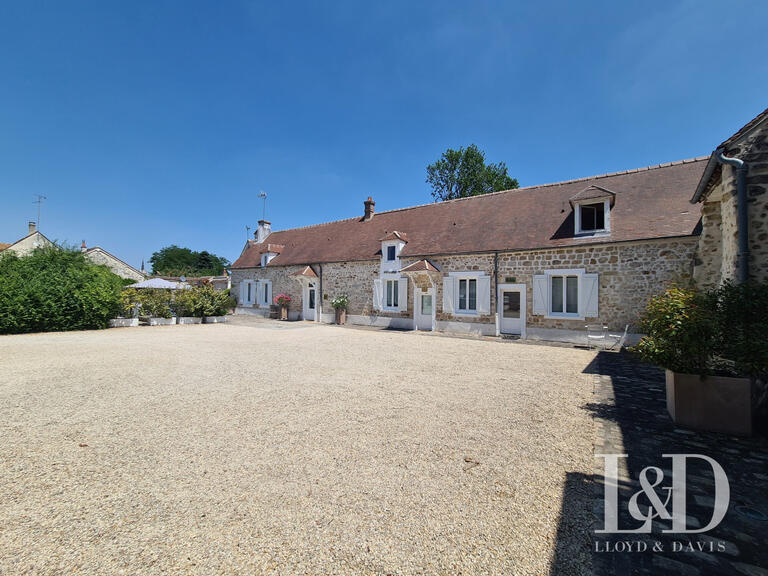 House Moigny-sur-École - 8 bedrooms - 258m²