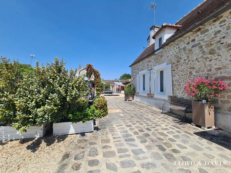 Maison Moigny-sur-École - 8 chambres - 318m²