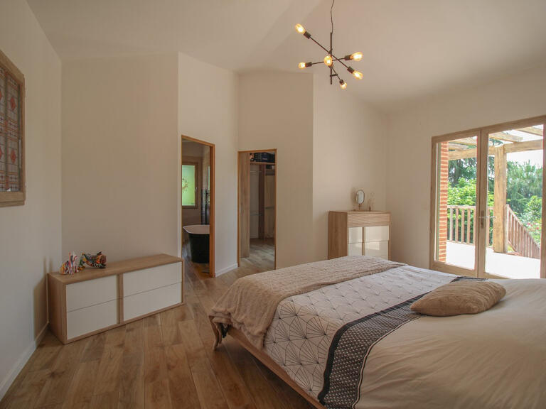 Maison Moissac - 5 chambres - 215m²