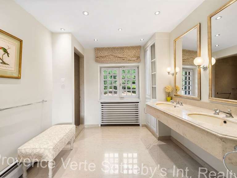 House Moissac-Bellevue - 336m²