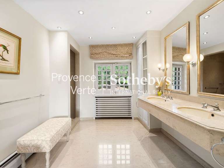 House Moissac-Bellevue - 336m²