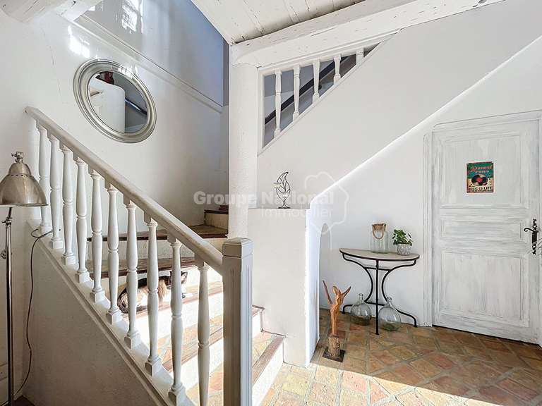Maison Mollégès - 4 chambres - 255m²