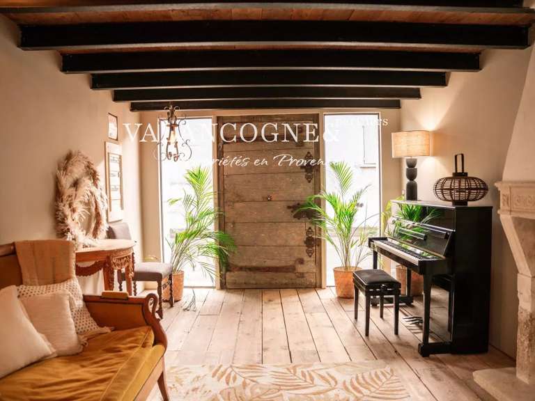 Maison Mollégès - 5 chambres - 260m²