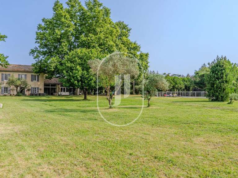 House Mollégès - 4 bedrooms - 250m²