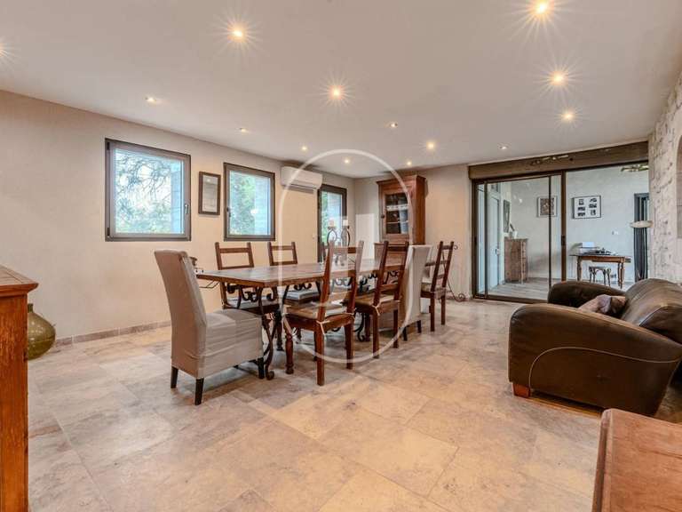 House Mollégès - 4 bedrooms - 250m²
