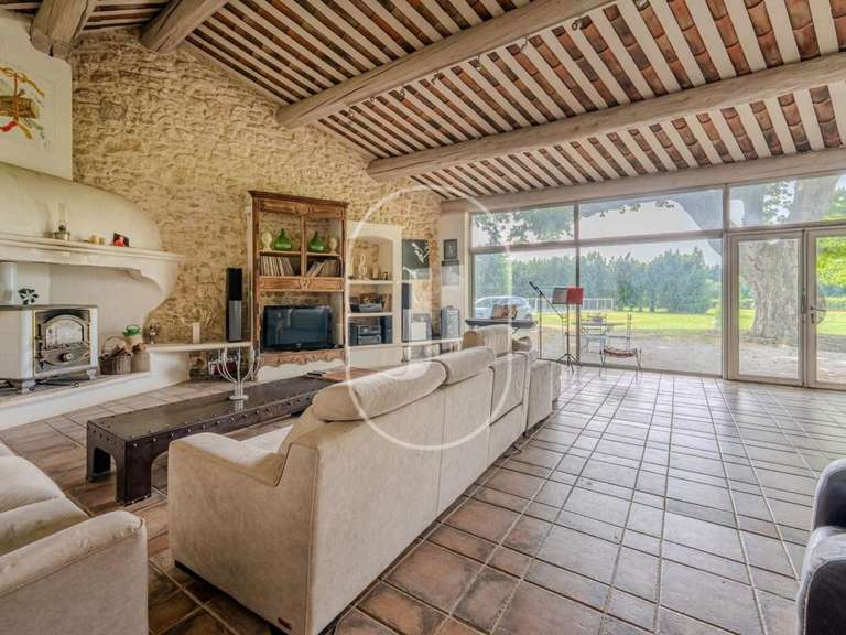 House Mollégès - 4 bedrooms - 250m²