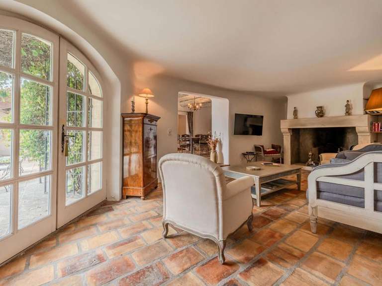 House Mollégès - 5 bedrooms - 243m²