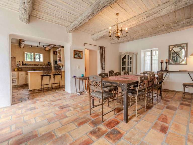 House Mollégès - 5 bedrooms - 243m²