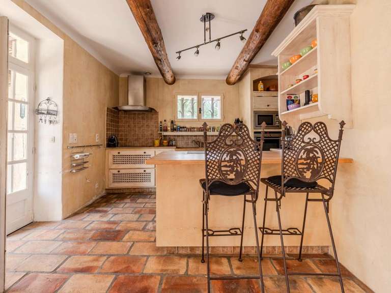 House Mollégès - 5 bedrooms - 243m²