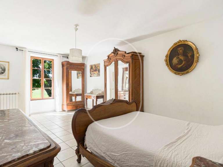 Maison Mollégès - 5 chambres - 284m²