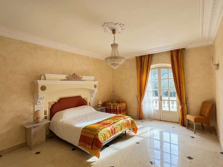 Maison Mollégès - 6 chambres - 420m²