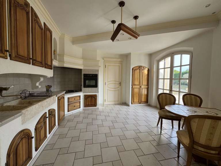 Maison Mollégès - 6 chambres - 420m²