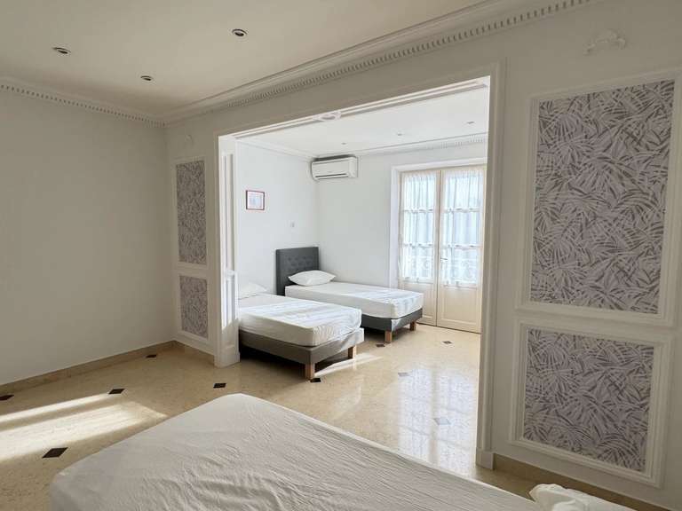 Maison Mollégès - 6 chambres - 420m²