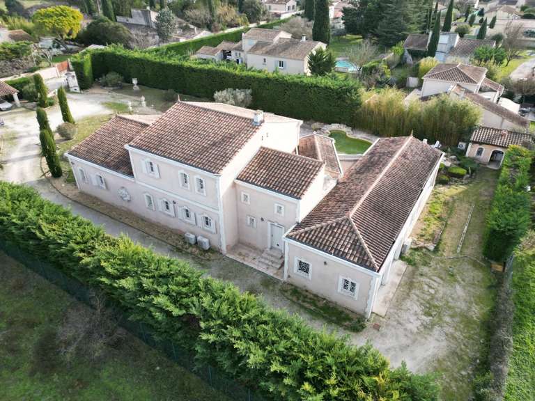 Maison Mollégès - 6 chambres - 420m²