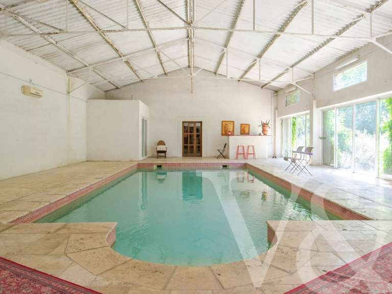 Maison Mollégès - 8 chambres - 735m²