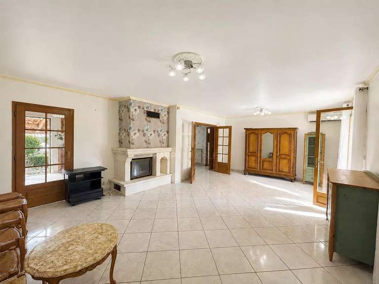 Maison Mollégès - 4 chambres - 159m²