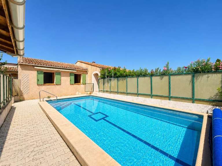 Maison Mollégès - 4 chambres - 159m²