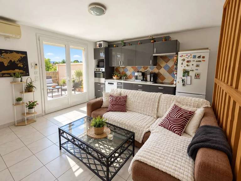 Maison Mollégès - 4 chambres - 159m²