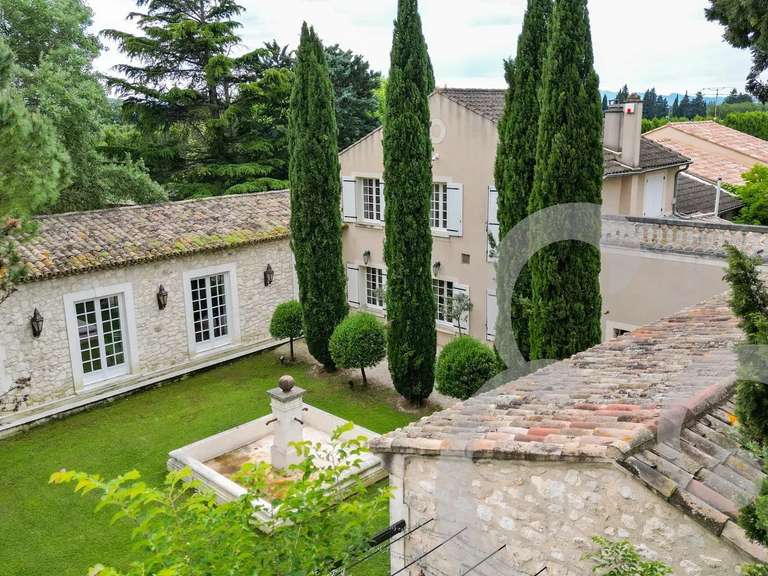 Propriété Mollégès - 4 chambres - 670m²
