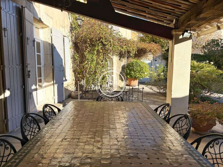 Villa Mollégès - 4 bedrooms - 231m²