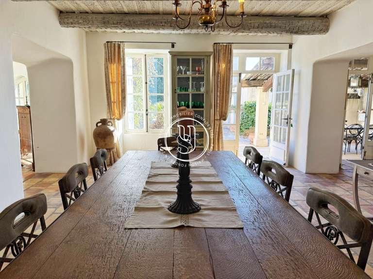 Villa Mollégès - 4 bedrooms - 231m²