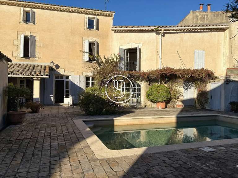 Villa Mollégès - 4 bedrooms - 231m²