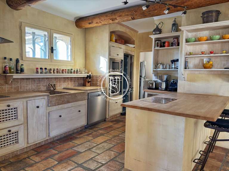 Villa Mollégès - 4 bedrooms - 231m²